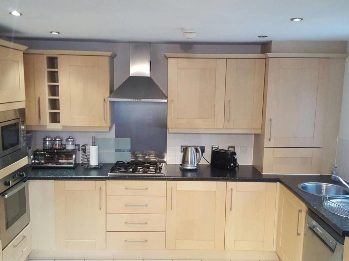 Hidden Gem Apartment Manchester Bagian luar foto
